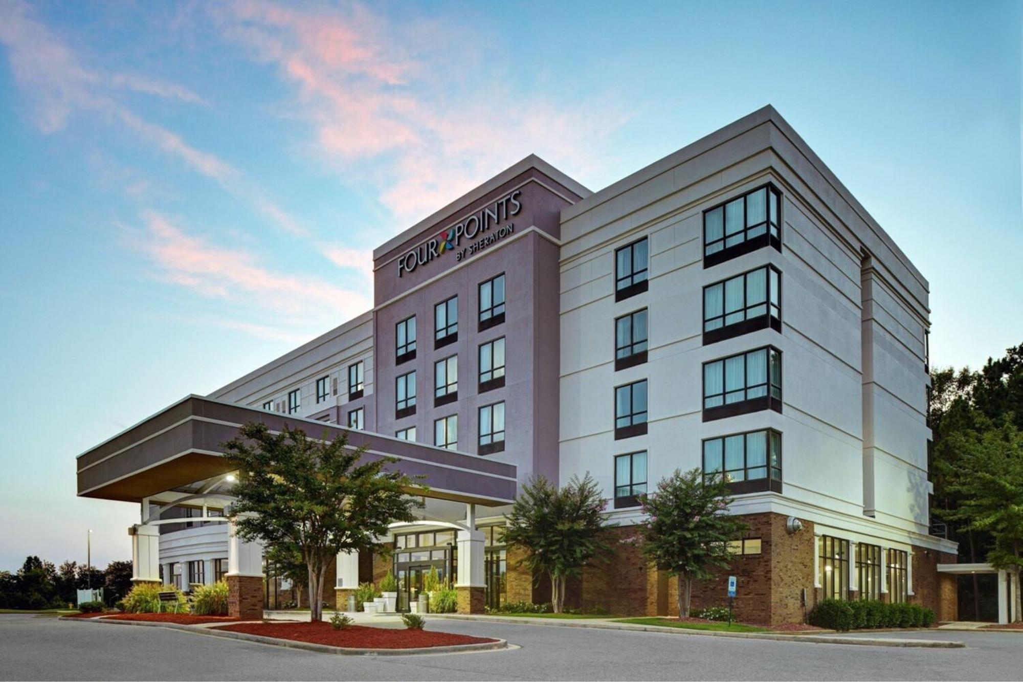 Four Points By Sheraton Birmingham Хоумууд Екстериор снимка