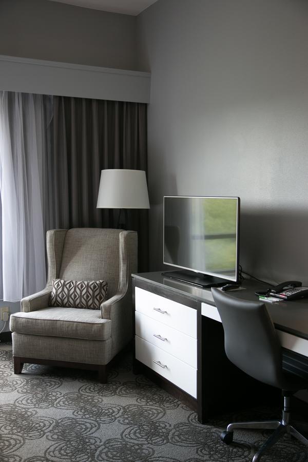 Four Points By Sheraton Birmingham Хоумууд Екстериор снимка