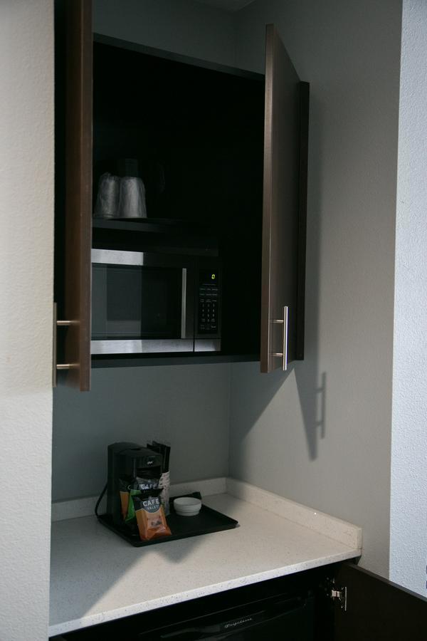 Four Points By Sheraton Birmingham Хоумууд Екстериор снимка