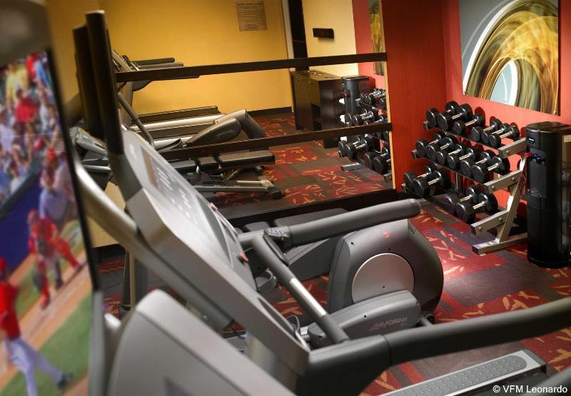 Four Points By Sheraton Birmingham Хоумууд Екстериор снимка