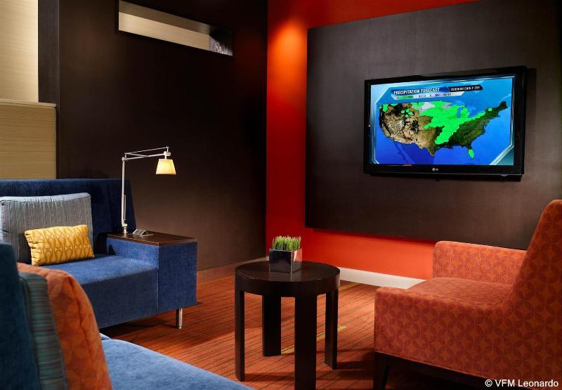 Four Points By Sheraton Birmingham Хоумууд Екстериор снимка